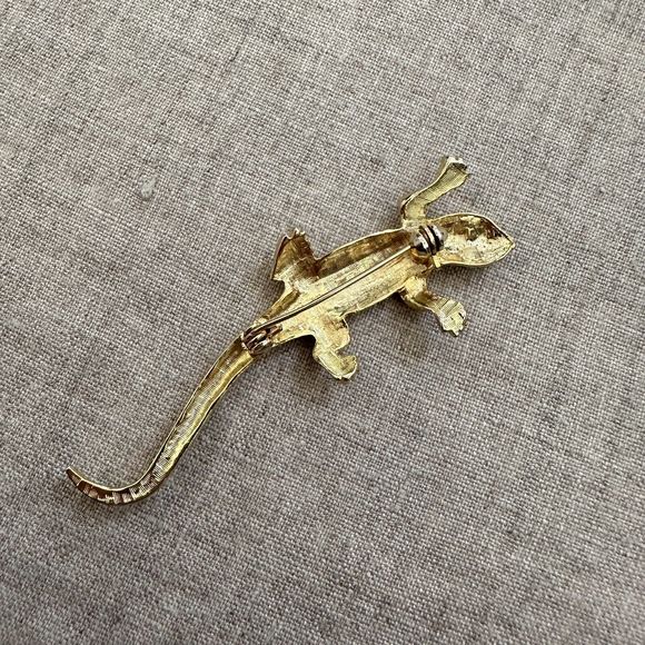 Vintage Lizard Salamander Gold Tone Brooch Clear Rhinestone Eyes Pin 2.75" - Picture 9 of 10